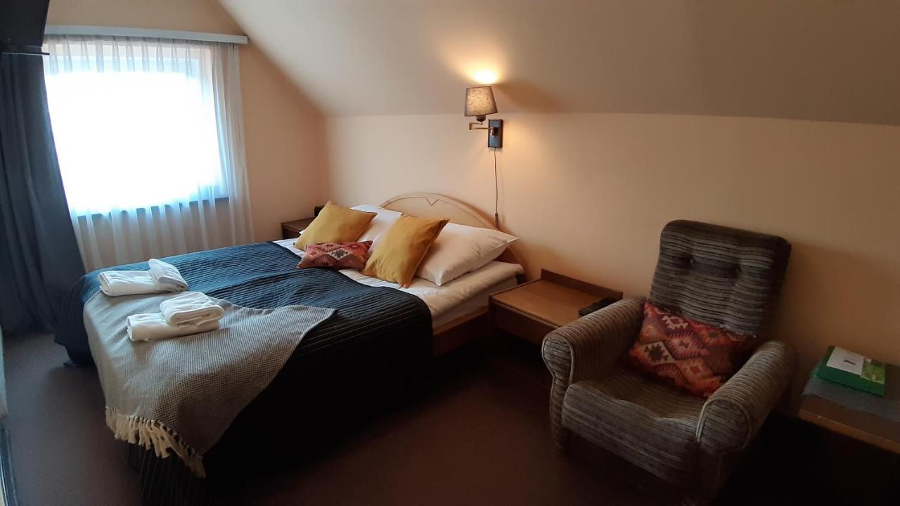 Economy Quadruple Room Private External Bathroom